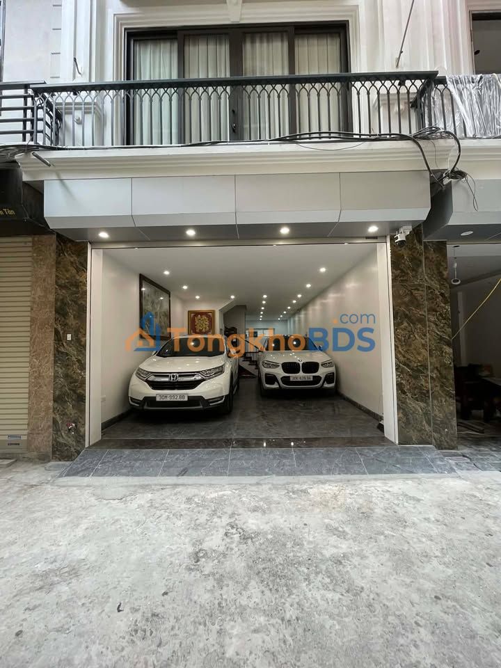 Nhà Nguyễn Văn Cừ Long Biên 70m² giá 30 tỷ - Chính chủ bán