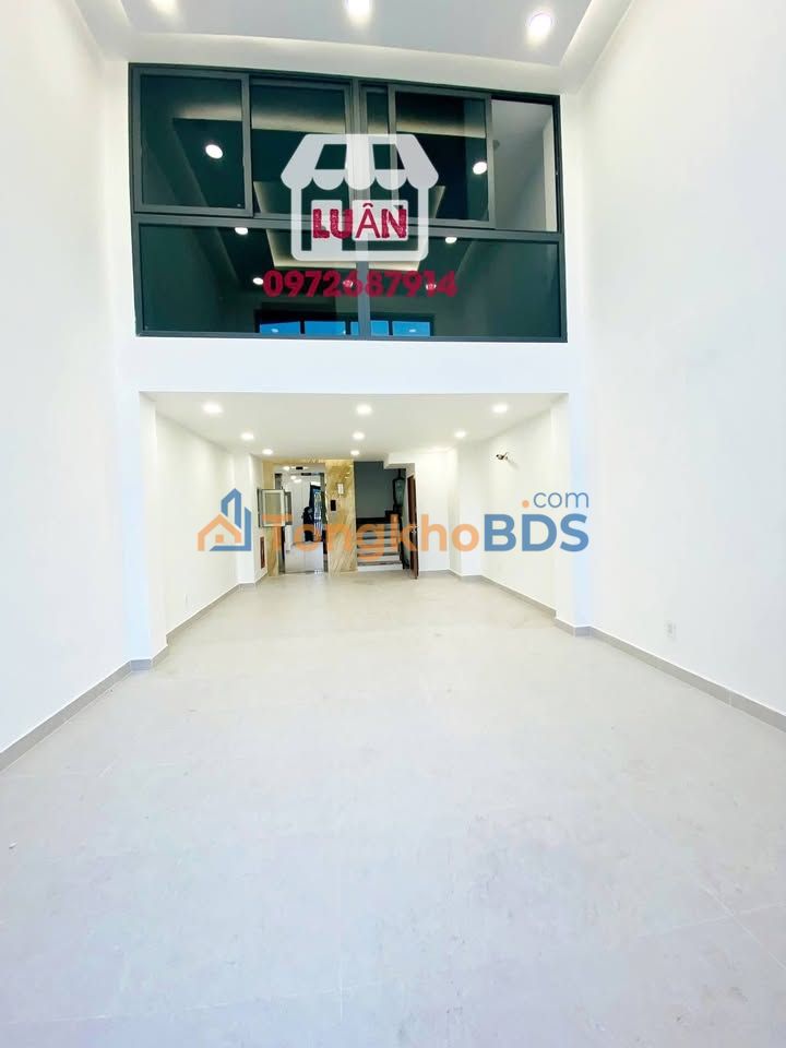 Nhà mặt tiền Tân Định Q1 260m² giá thỏa thuận - Ô tô vào tận nhà