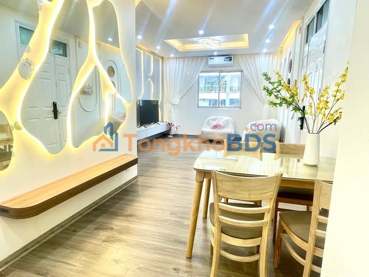 Căn hộ Mỹ Đình 82m2 6 tỷ - View đẹp tầng trung nội thất mới