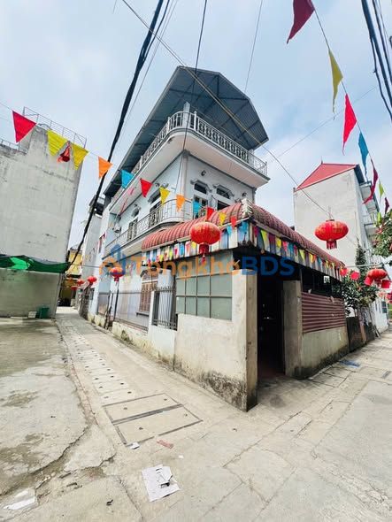 Nhà cho thuê Đường Hòa Bình Yên Nghĩa 80m2 - Ô tô vào tận nhà