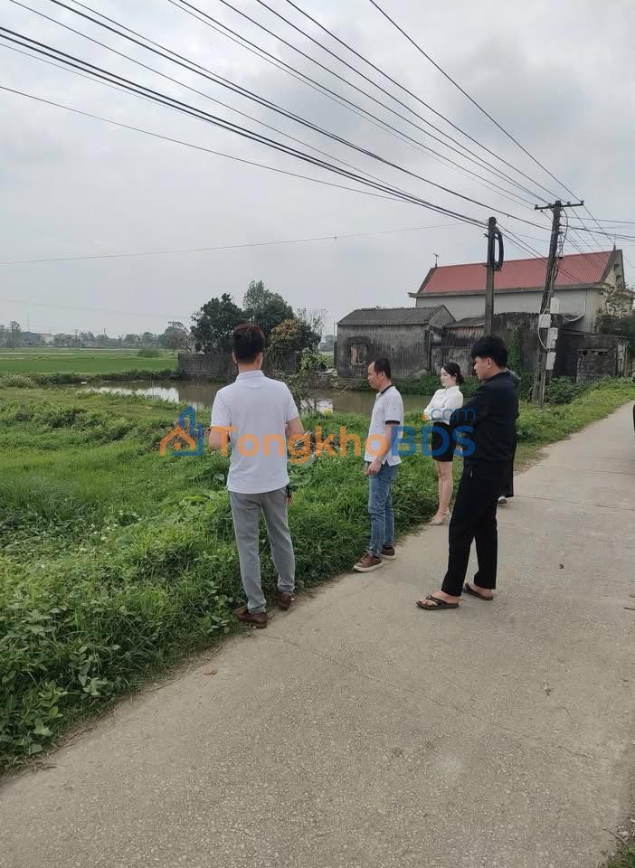 Đất nền Tuy Lộc Hậu Lộc 400m² 1 tỷ - Đường to ô tô