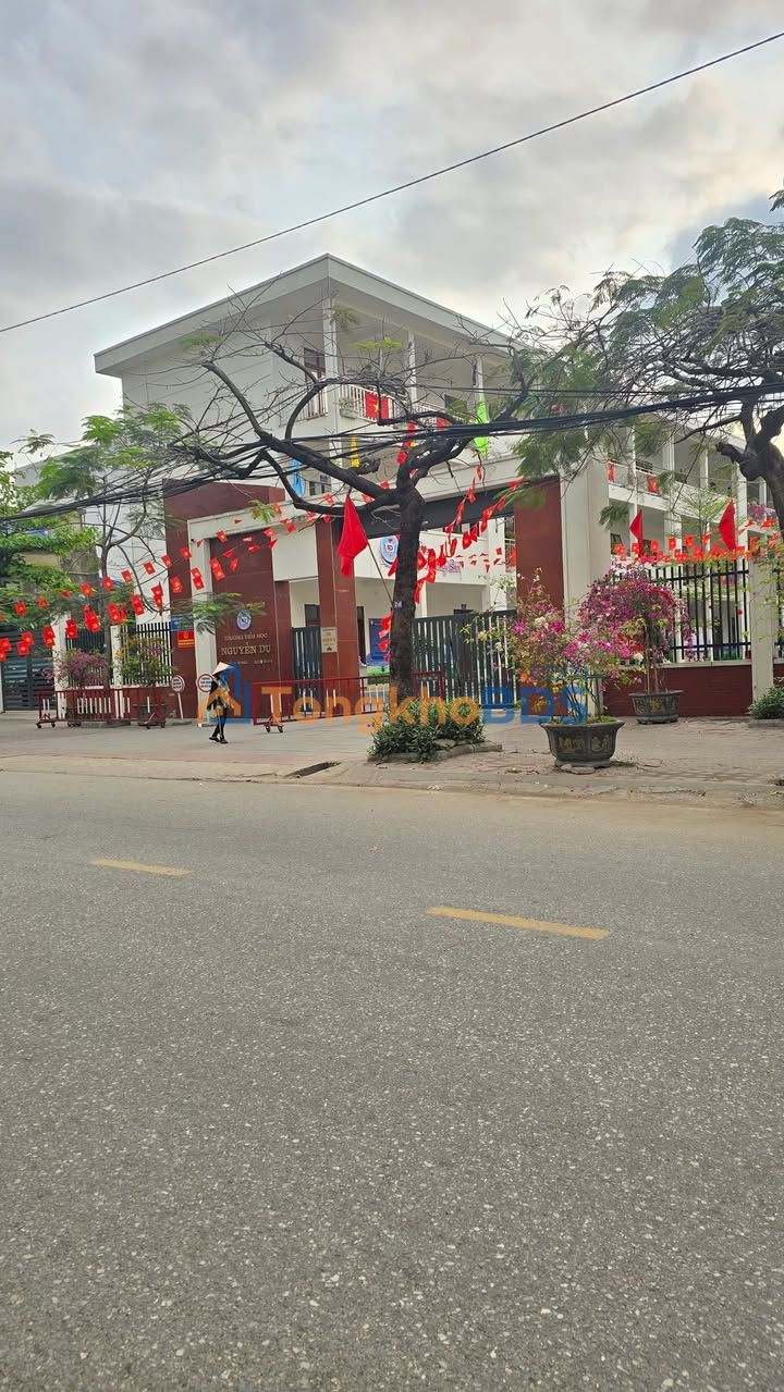 Nhà 3 Tầng Mặt Tiền Lê Lai 64m² - Kinh Doanh Sầm Uất