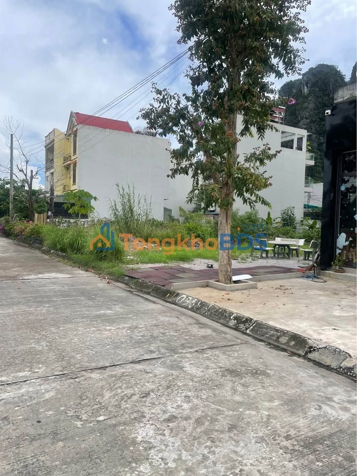 Đất nền Bãi Cháy Hạ Long 90m² giá 4 tỷ - Đường to ô tô