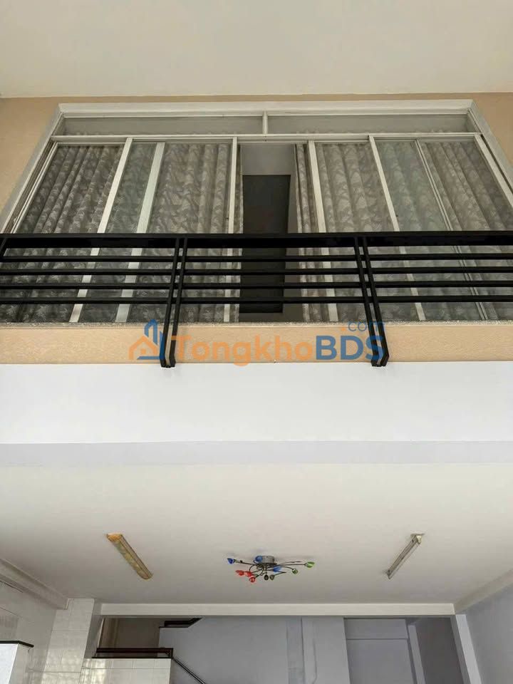 Nhà nguyên căn Thủ Đức 55m² 9.5 triệu - Ô tô vào tận nhà