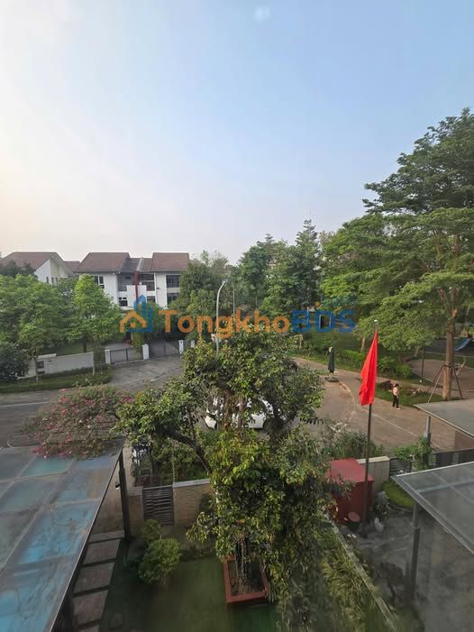 Townhouse Gamuda Gardens 280m² 70 tỷ - Mặt tiền kinh doanh