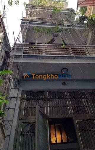 Nhà cho thuê Đê La Thành Đống Đa 20m² giá 10 triệu - Sẵn sàng ở ngay