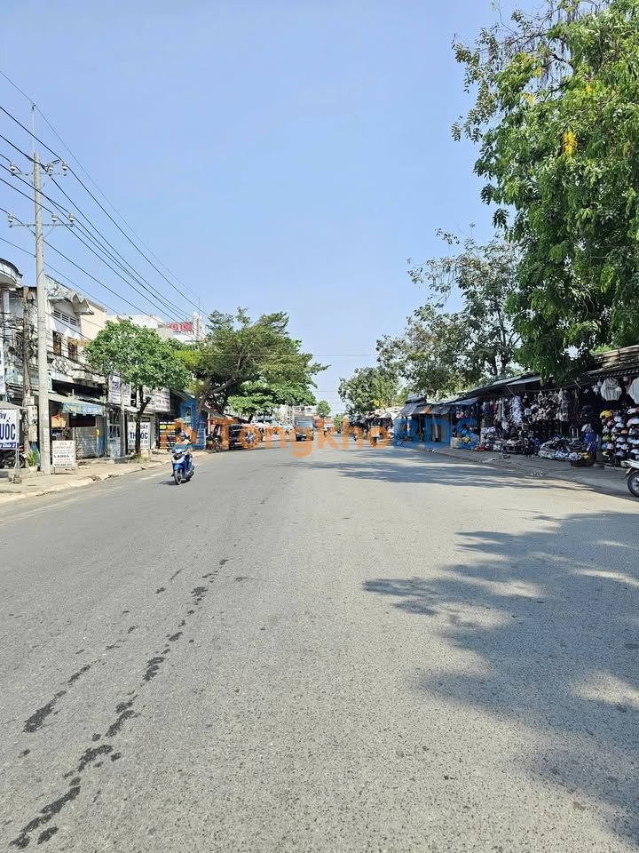 Đất nền Dĩ An Kính Nổi 280m² 18 tỷ - Sổ hồng rõ ràng