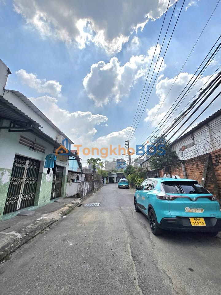 Nhà phố Linh Xuân Thủ Đức 184m² 25 triệu - Mặt tiền kinh doanh