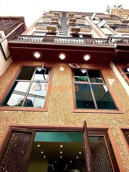 Căn hộ dịch vụ Đội Cấn Ba Đình 95m² 27,5 tỷ - Bàn giao ngay