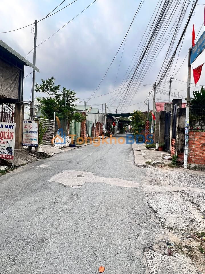 Nhà Nguyễn Khuyến Vĩnh Cửu 120m² 1.4 tỷ - Chính chủ sẵn sàng ở ngay