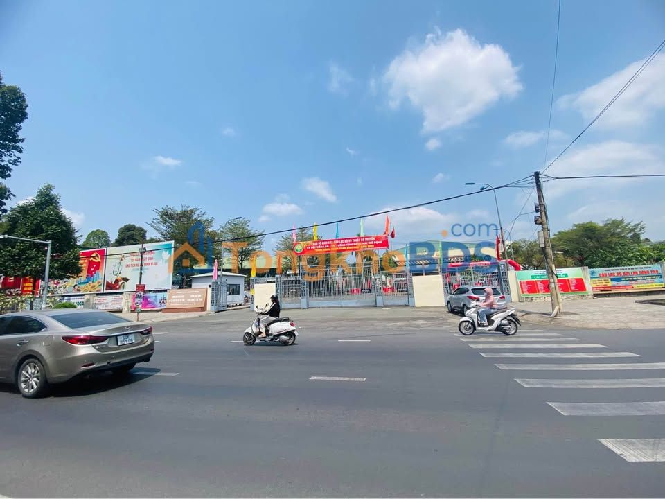 Nhà phố Nguyễn Ái Quốc Biên Hòa 75m² 13 tỷ - Mặt tiền kinh doanh