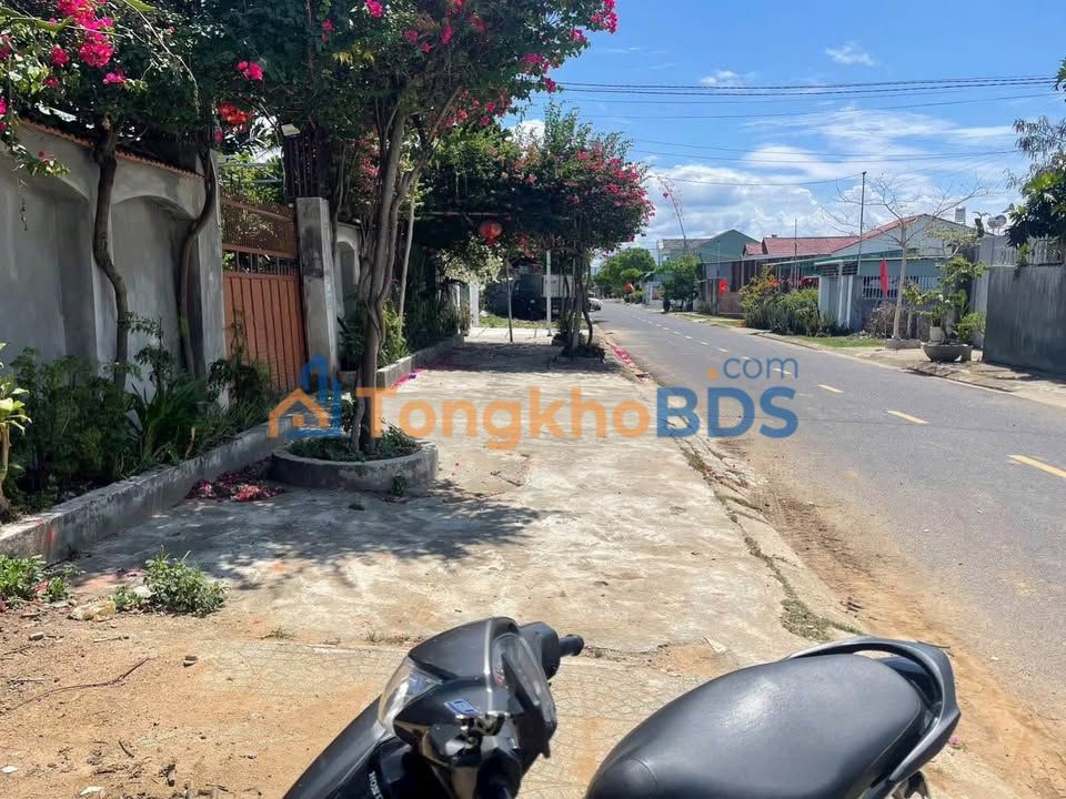 Đất nền Lạc Long Quân Quang Trung 1,3 tỷ - Sổ đỏ chính chủ