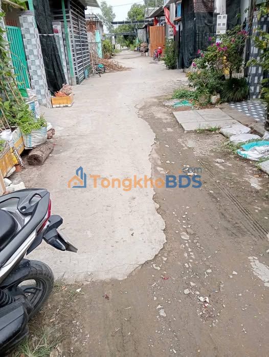 Nhà Phường Tân Thành, Tân Phú - 80m² Giá 1.1 Tỷ, Hẻm Rộng 5m