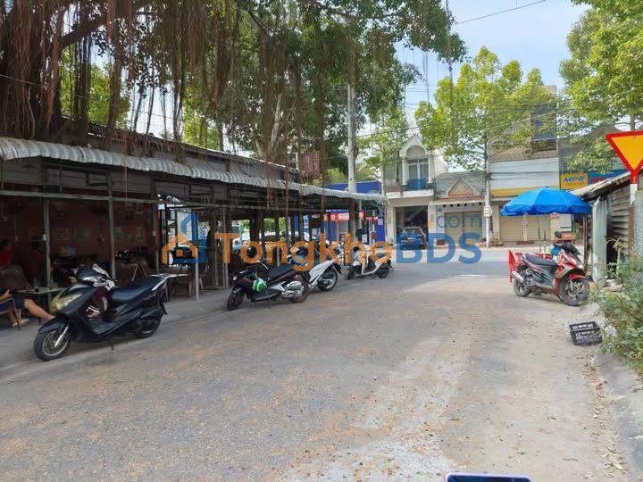 Nha Tran Dai Nghia Vinh Long 92m2 820 trieu - Chinh chu ban