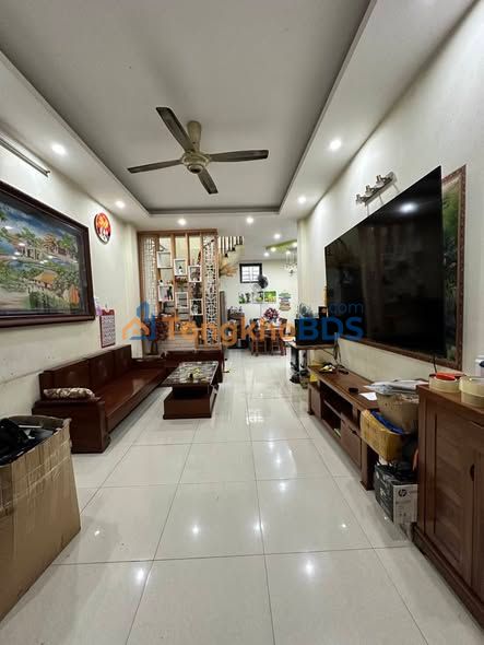 Nhà Hoàng Văn Thái Q7 - 51m² - 6PN - Ô tô tránh, Vừa ở vừa cho thuê