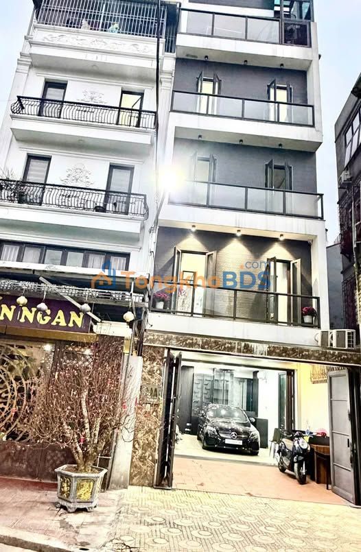 Nhà phố Đức Giang Long Biên 43m² giá 16.5 tỷ - Mặt tiền kinh doanh