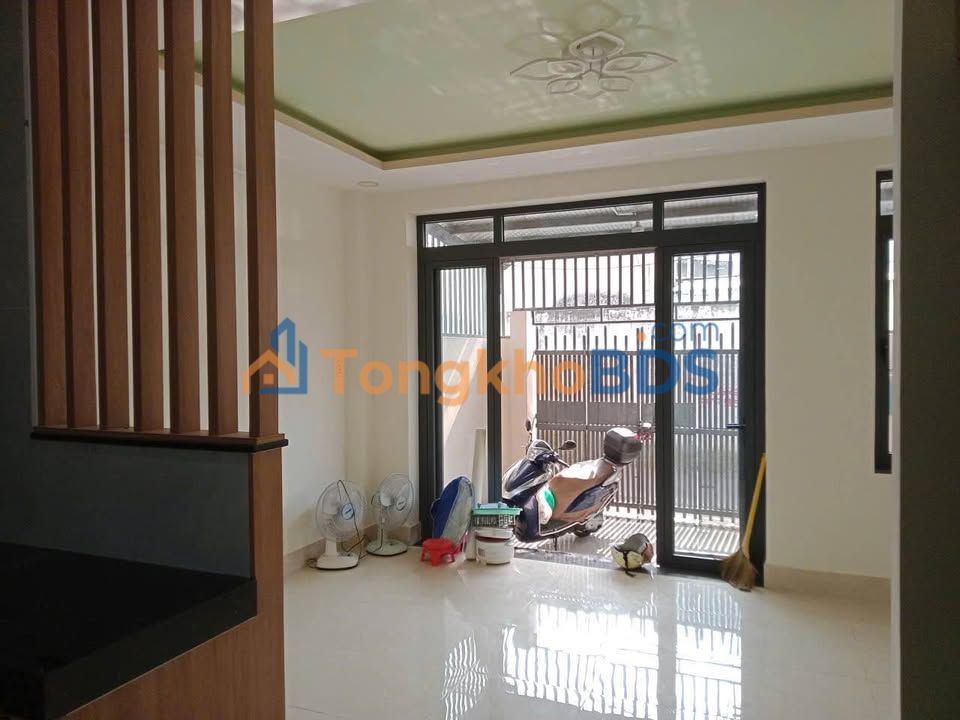Nhà 76m² Long Trường, Thủ Đức - 3PN, Ô tô vào tận nhà, 5.5 Tỷ