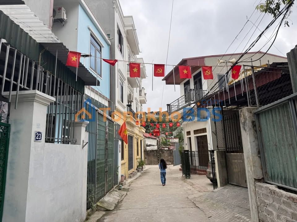 Nhà 3 tầng Nguyễn Công Trứ 72m² 3 tỷ - Chính chủ bán