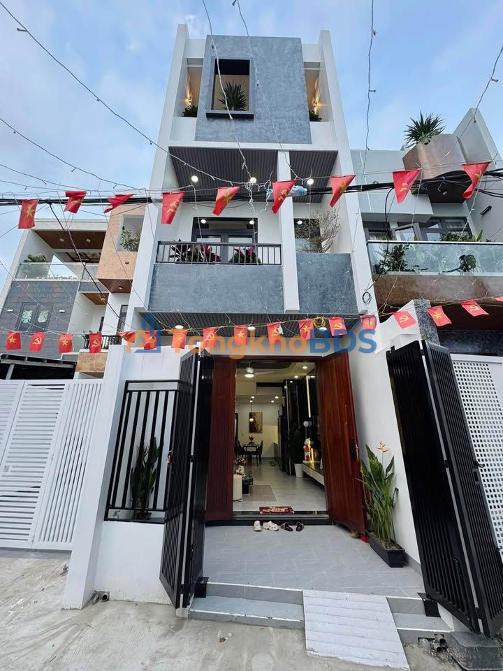Nhà riêng Hòa Minh 63m² giá 5 tỷ - Full nội thất sẵn