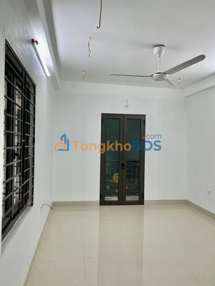 Nhà riêng Lĩnh Nam 30m² giá 2.6 triệu - Sẵn sàng ở ngay