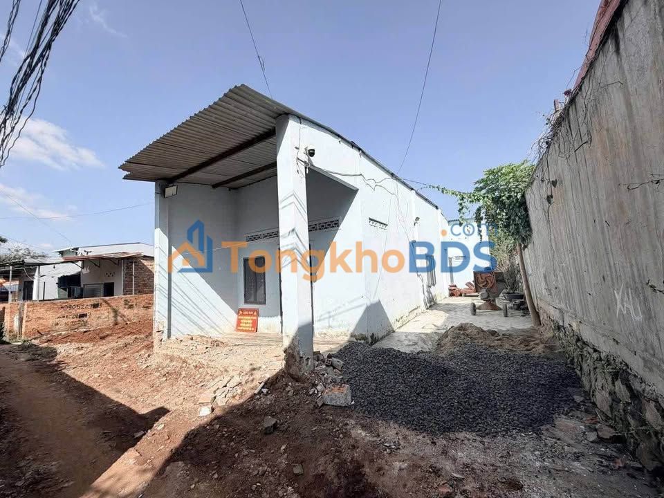 Nhà cho thuê Chợ Phan Bội Châu 703m² 6 triệu - Giá tốt hiếm có