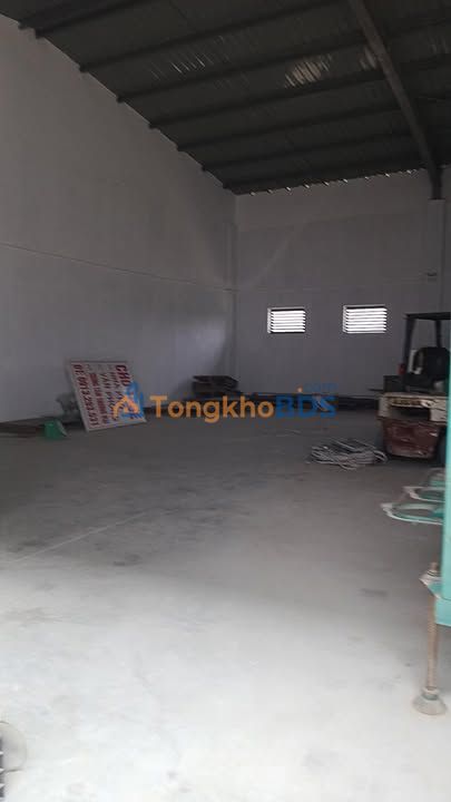 Kho xưởng KCN Tây Bắc Ga 240m² 10.8 triệu - Hoạt động ngay