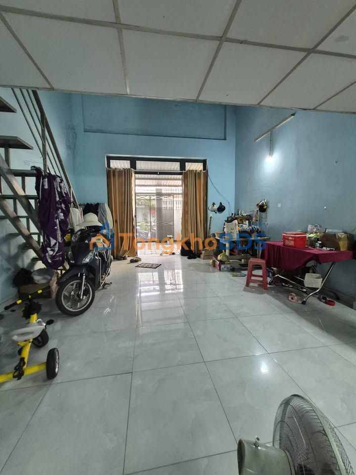 Nhà Thới Tam Thôn 102m² 5.2 tỷ - Sẵn sàng ở ngay