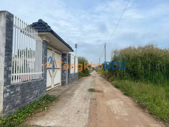 Bán Đất Nền Biệt Thự Hữu Định, Bến Tre - 295m² - Sổ Đỏ Sẵn Sàng