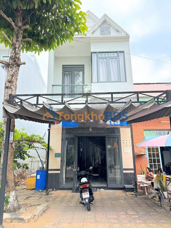 Nhà Hưng Phú Cần Thơ 81m2 12 triệu - Oto vào nhà