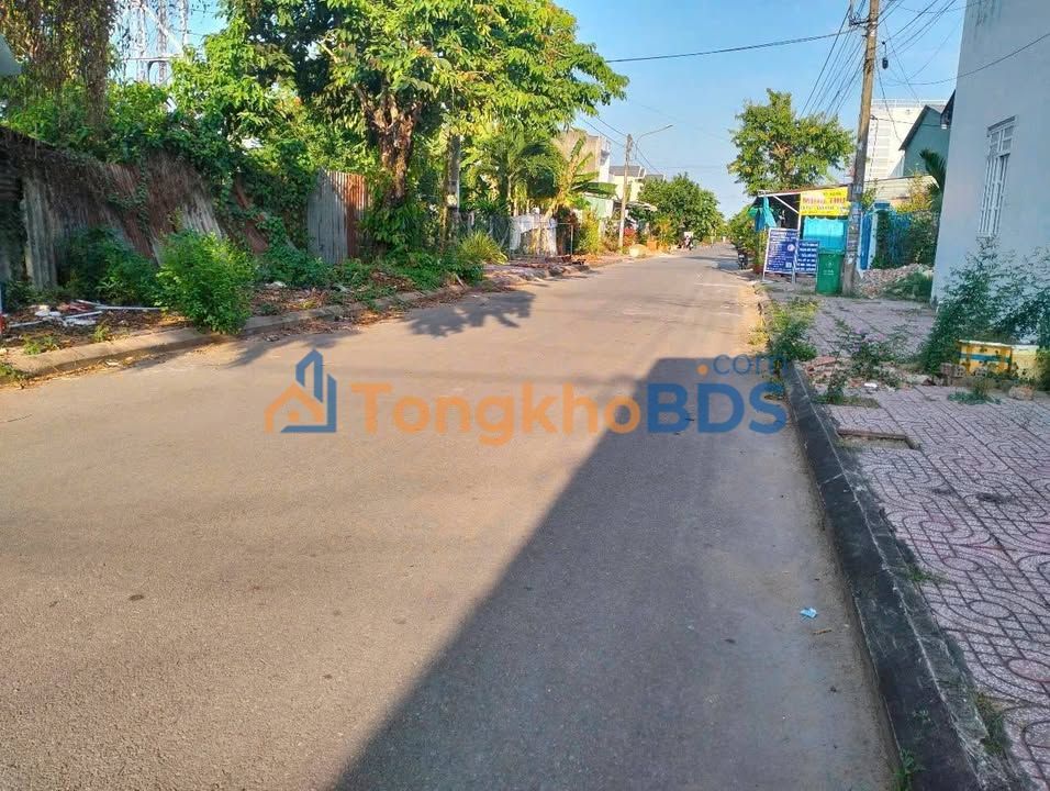 Nhà riêng Phú Hựu An Nhơn 144m² 1.8 tỷ - Mặt tiền KD