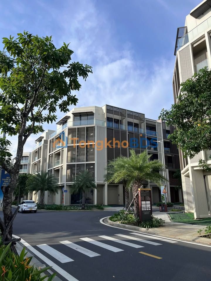 Shophouse Do Xuan Hop, Global City 95m2/10tr - Mat tien KD