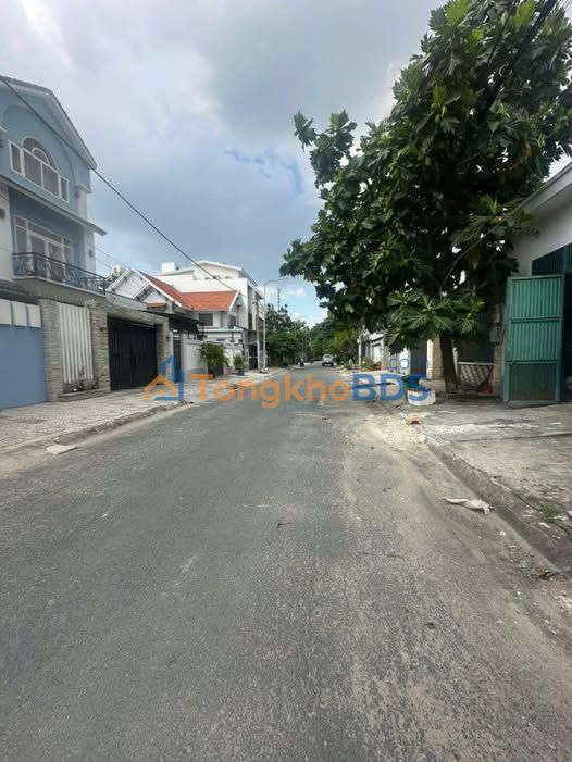 Nhà riêng Tân Tạo Bình Tân 128m2 13 triệu - Sẵn sàng ở ngay