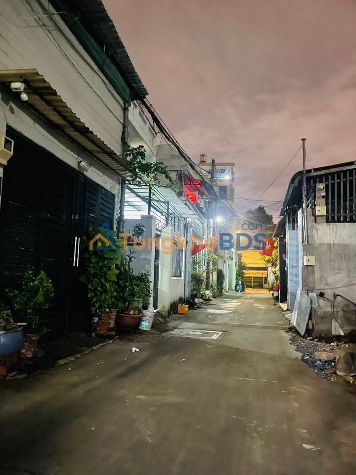 Đất Linh Tây Thủ Đức 73m² 4.3 tỷ - Sổ đỏ chính chủ