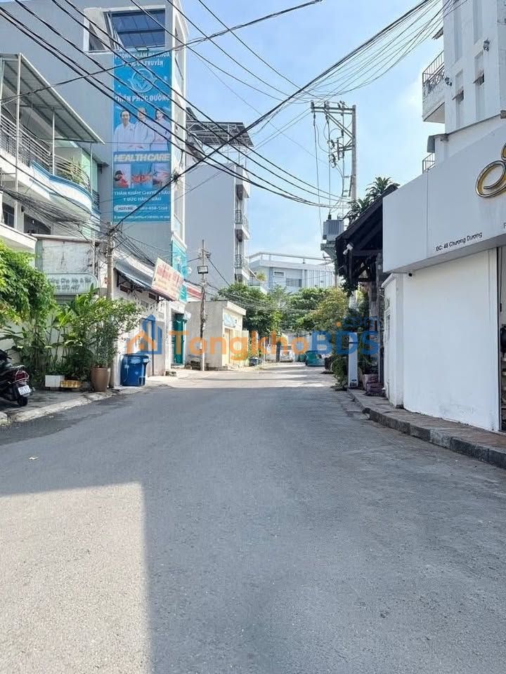 Nhà phố MT Chương Dương Thủ Đức 136m² 16 tỷ - Mặt tiền kinh doanh