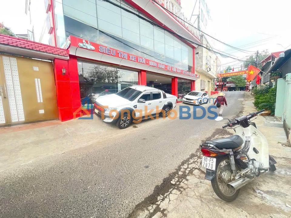 Nhà Nguyễn Tuân Buôn Ma Thuột 6,5 tỷ - Ô tô vào nhà