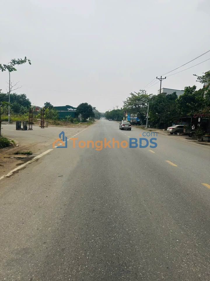 Đất nền Việt Trì Lạc Long Quân 102m² - Sổ đỏ chính chủ