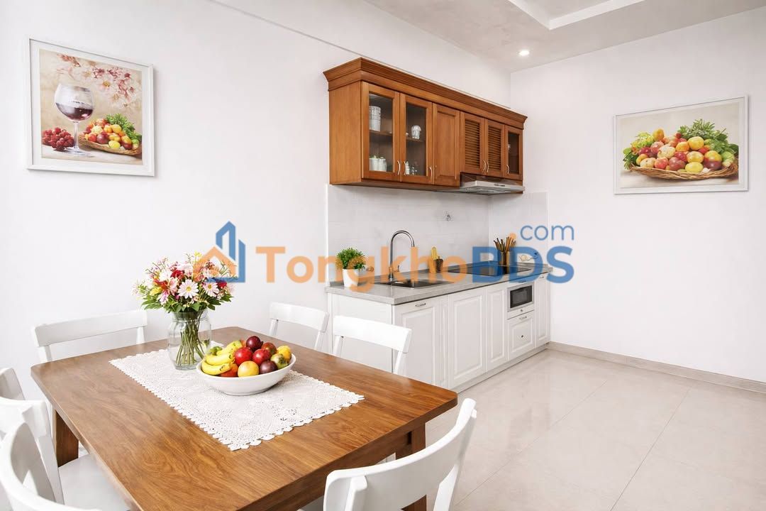 Nhà Mặt Phố Kinh Doanh Lô Góc Long Biên 90m2 - Vị Trí Vàng