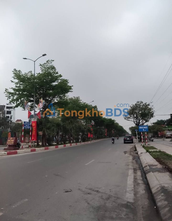 Nhà Đức Diễn Văn Tiến Dũng 38m² 6 tỷ - Chính chủ bán