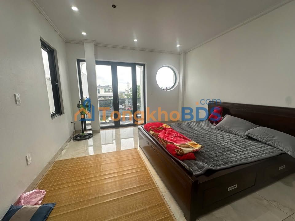 Nhà cho thuê Đằng Hải 223m² 15 triệu - Ô tô vào tận nhà