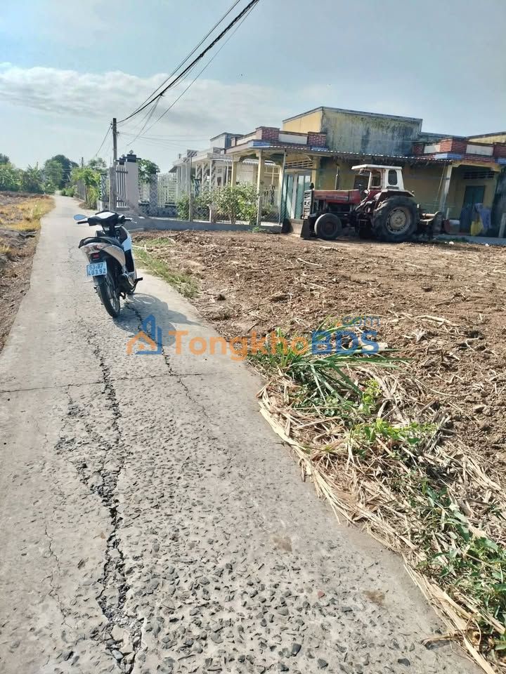 Đất Bình Nghị Gò Công Đông 180m² 2xx triệu - Đường ô tô