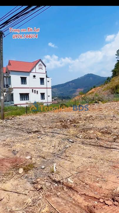 Đất ven Đà Lạt DT725 100m² giá 2 tỷ - Sổ đỏ chính chủ