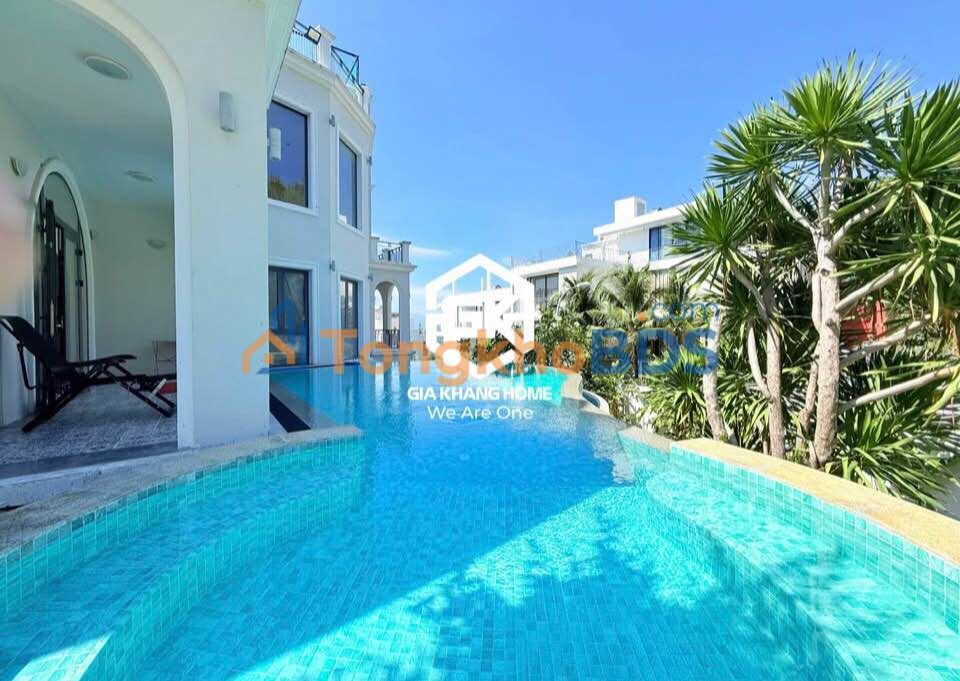 Townhouse Nguyễn Du Nha Trang 800m² 100tr - Cho thuê ngay