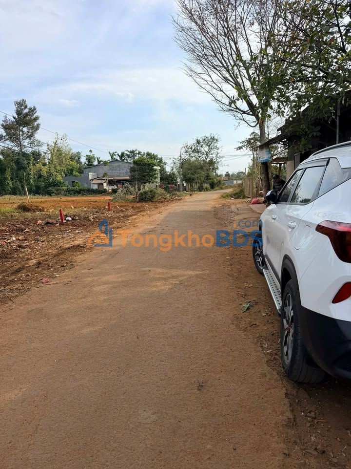 Mặt Tiền Kinh Doanh Buôn Ma Thuột 180m² - Giá 1.29 Tỷ, Vị Trí Đắc Địa