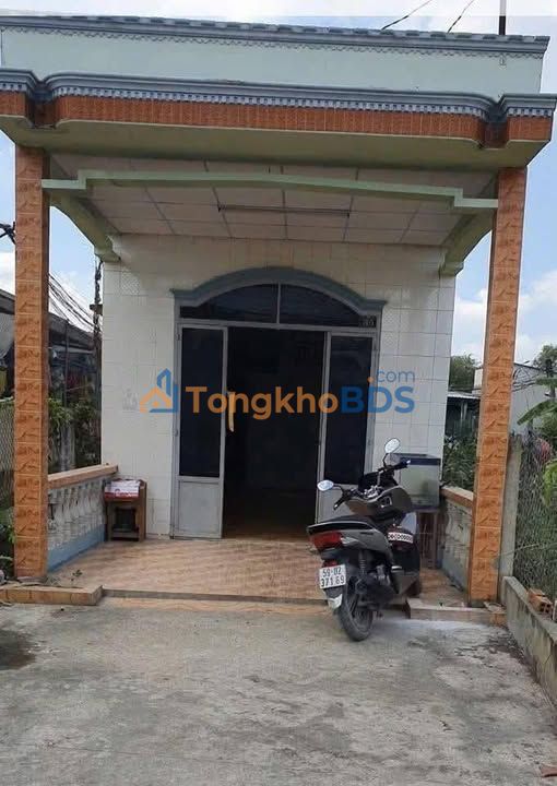 Nhà mặt tiền Nguyễn Văn Trưng Tân An 1.65 tỷ - Vị trí đắc địa