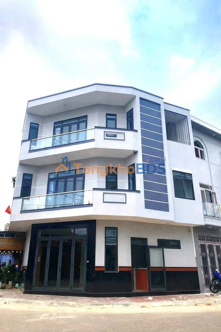 Nhà góc Quy Nhơn 57m² 5,2 tỷ - Chính chủ bán gấp