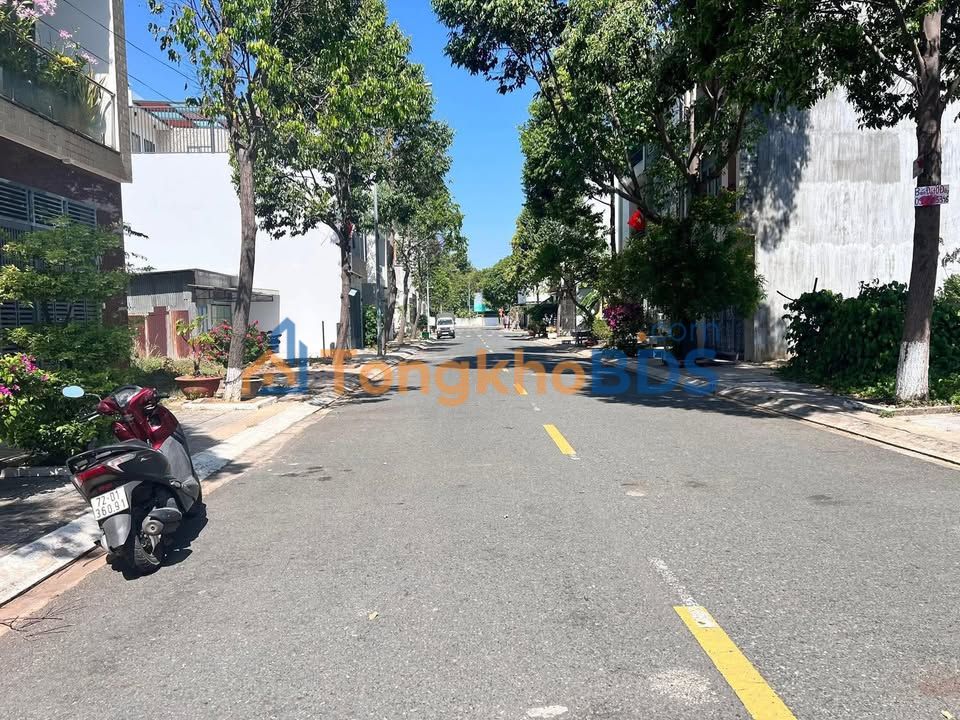 Đất nền Bà Rịa 90m² giá 3,7 tỷ - Sổ đỏ chính chủ