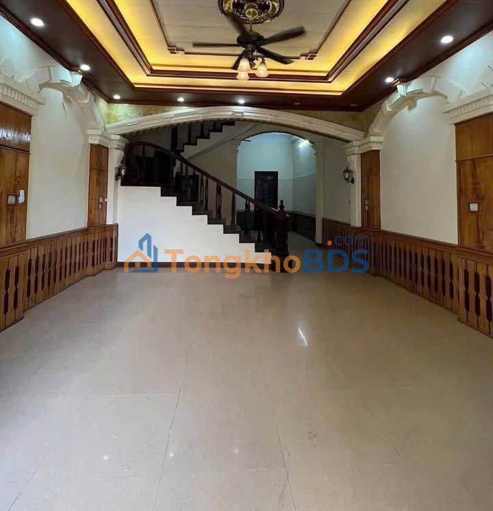 Nhà Phố Vạn An 63m² Giá 6.x Tỷ - Kinh Doanh Sầm Uất