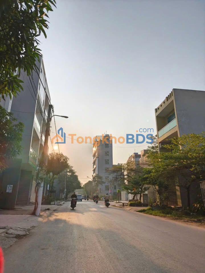 Nhà 3 tầng Thiên Đức Bắc Ninh 100m² 8 tỷ - Ô tô vào tận nhà