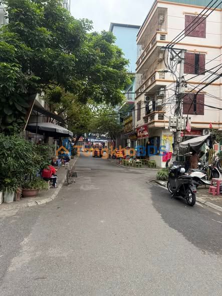 Nhà riêng Thị trấn Trâu Quỳ 76m² 10 tỷ - Ô tô vào tận nhà