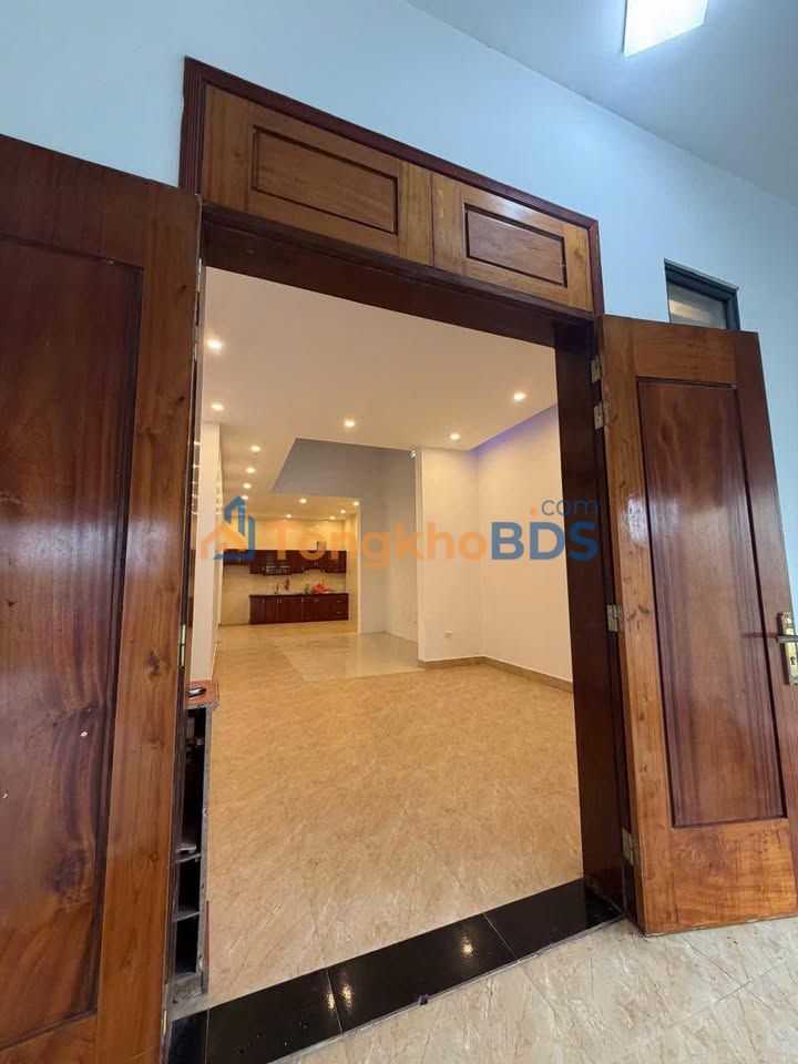 Nhà 180m² Hướng Đông - Làng Cháo Vịt, Hồng Lĩnh - Sẵn Sàng Ở Ngay